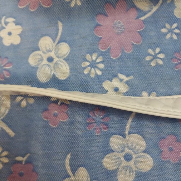 3090 Small Bruno Cross Body Bag In Pink, White and Yellow. - Picture 3 of 11